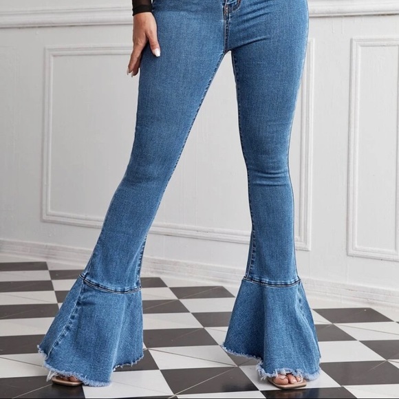 Jeans - Picture 2 of 3